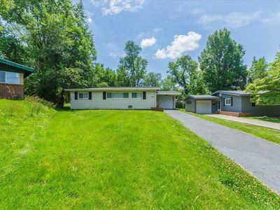 6800 Friarwood Dr, Saint Louis, MO, 63134