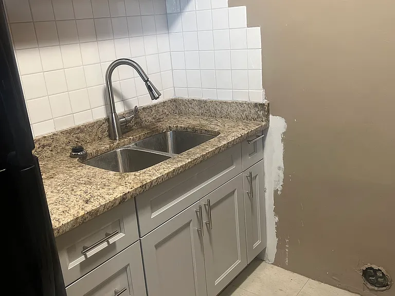 Powderhorn Park Apartments — Photo 6