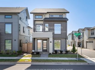 4089 SE 68th Ave, Hillsboro, OR 97123