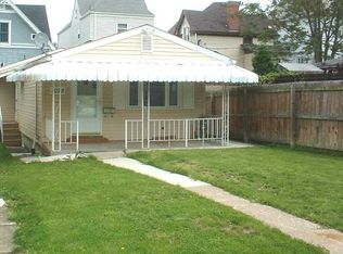 1025 Vance Ave, Coraopolis, PA 15108