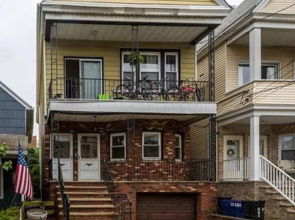 30 W 29th St #1, Bayonne, NJ 07002
