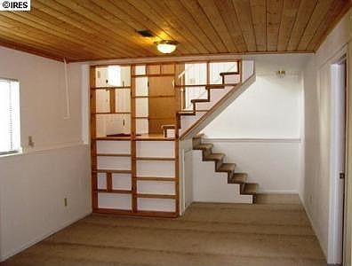 4th image of 639 W Dahlia St