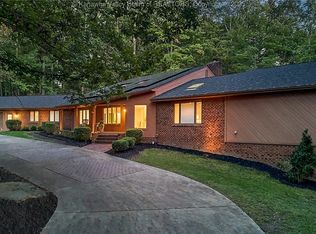 12 Dunlevy Rd, Charleston, WV 25314