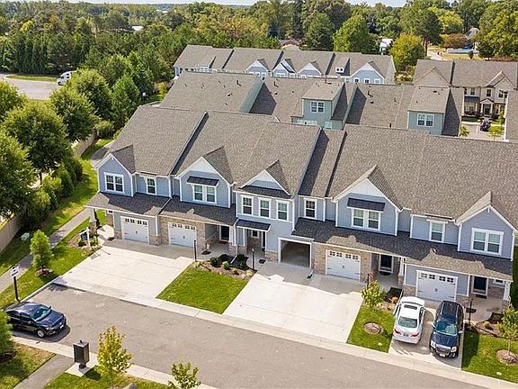 4th image of 8015 Ellendale Dr