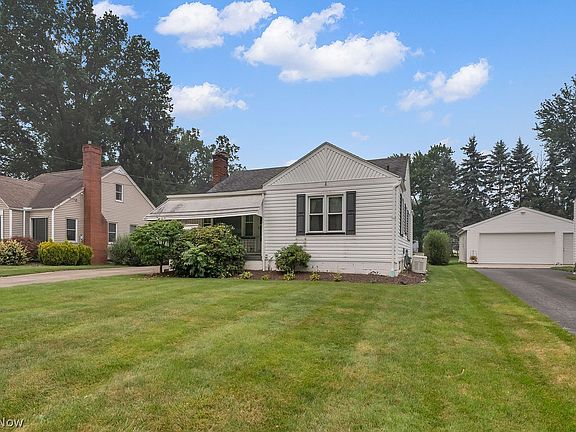 4th image of 331 Wildwood Dr