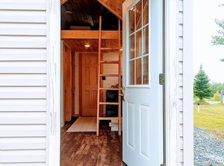 521 Magoon Rd, Morrisville, VT 05661