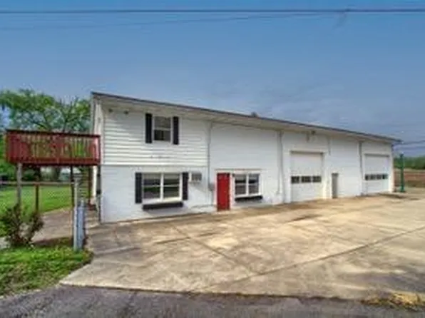 6313 Cincinnati Brookville Rd, Okeana, OH 45053