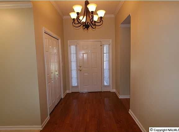 2nd image of 109 Medicine Bend Ct