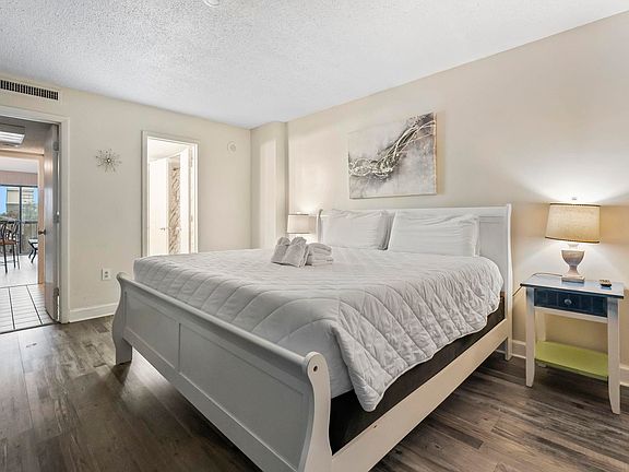 3rd image of 210 75th Ave N #4033