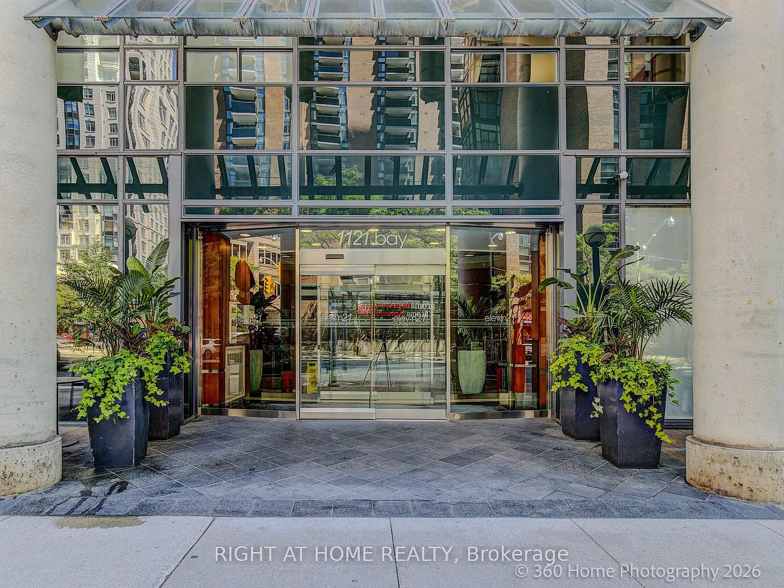 2 bed, $2,800 — Photo 2