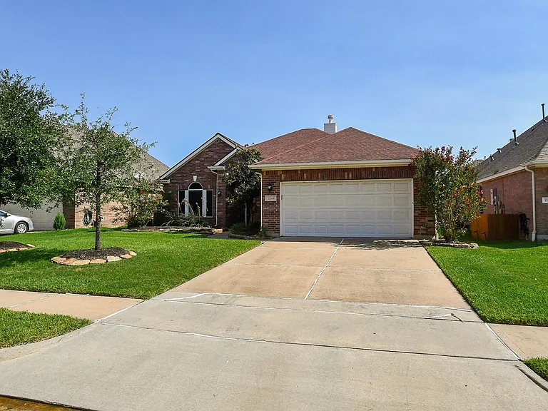22606 Blanefield Ct — Photo 2