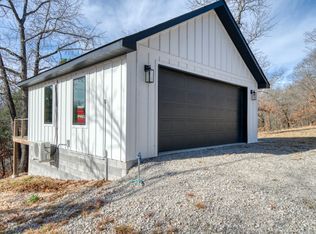 131 Beaverview Rd, Eureka Springs, AR 72631