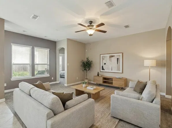 8810 Houston Falls Ln, Richmond, TX 77407