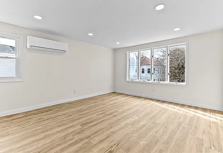 21-23 Joy St #2 — Photo 7