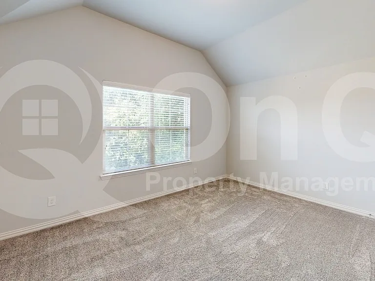 13591 Vineyard Ln — Photo 19