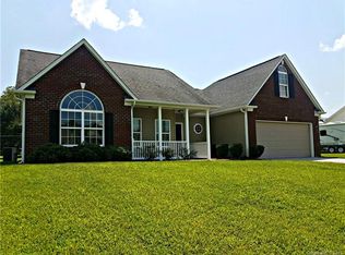 9001 Wagon Trl, Lincolnton, NC 28092