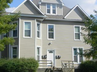 2516 Olive St APT 2, Cedar Falls, IA 50613