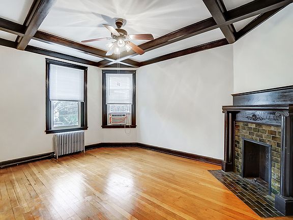 2nd image of 3440 Telford St #2