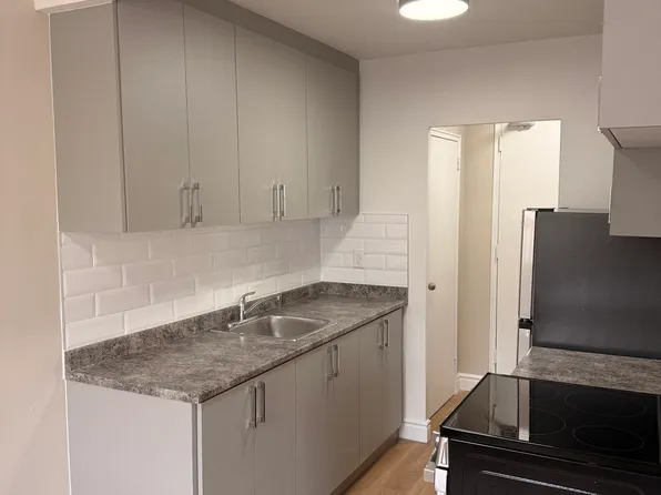 433 Jarvis Street, 433 Jarvis St, Toronto, ON M4Y 2G9