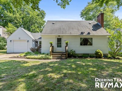 2233 Tremont Blvd NW, Grand Rapids, MI, 49504