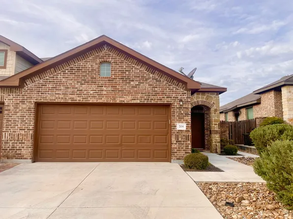 708 Creekside Cir, New Braunfels, TX 78130