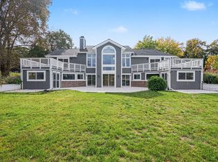 760 Bridgeview Bay Ln, Muskegon, MI 49441