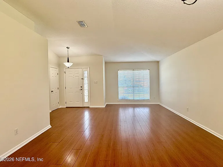 8796 Chambore Dr — Photo 4