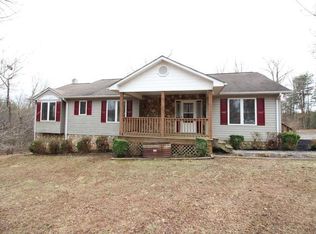 2090 Golden View Rd, Glade Hill, VA 24092