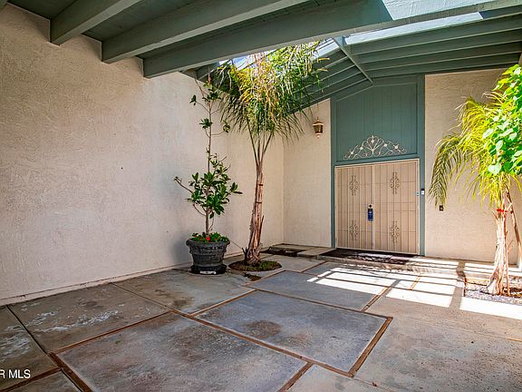 4th image of 2715 W Avenue J12