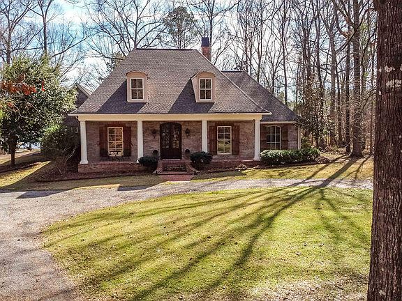 3rd image of 840 Westerly Dr