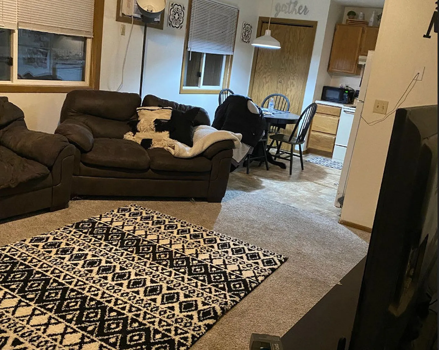 Cottage Apartments — Photo 3