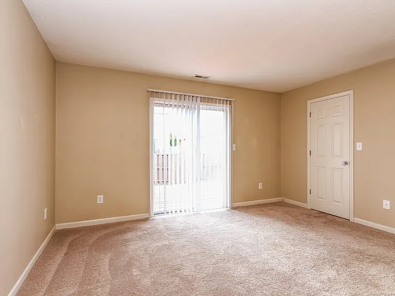 15281 Ten Point Dr — Photo 7