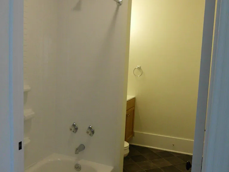 205 E Pine St #1 — Photo 14