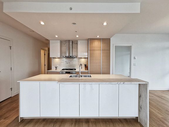 2nd image of 6098 Station St #1105