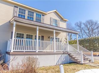 22 Lakeshore Rd, Pulaski, NY 13142