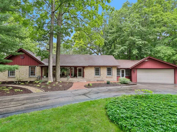 12800 West Forest DRIVE, New Berlin, WI 53151