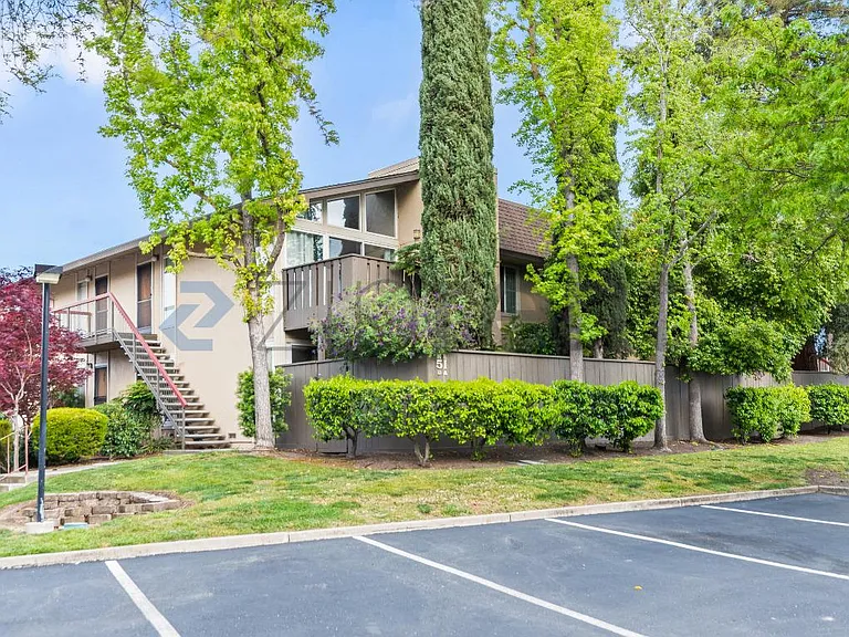 51 Massolo Dr #C — Photo 1