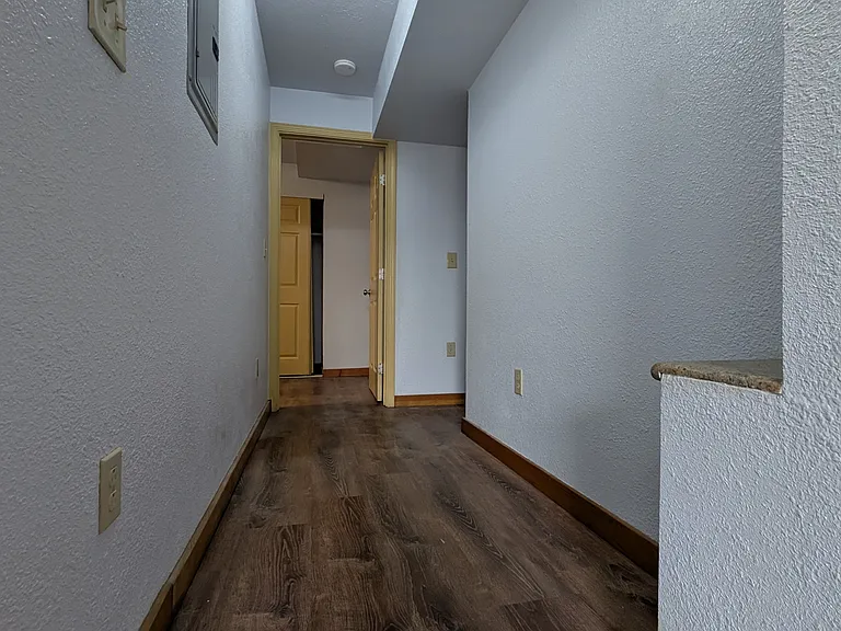 5819 Bayview Ave #IN LAW — Photo 14