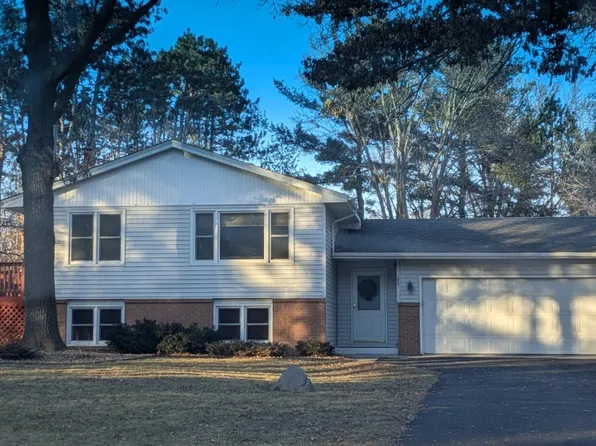 1827 Soderville Dr NE, Ham Lake, MN 55304