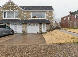 8229 Narvon St, Philadelphia, PA 19136