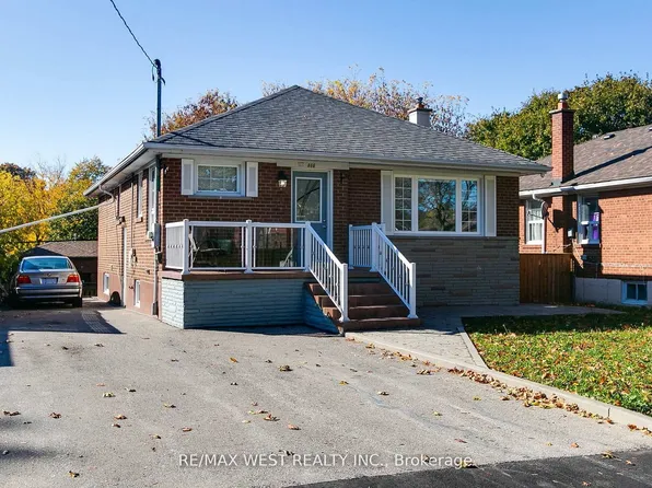 866 Scarborough Golf Club Rd, Toronto, ON M1G 1J5