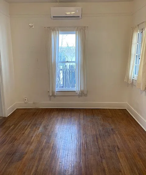 917 N Hoff Ave — Photo 5