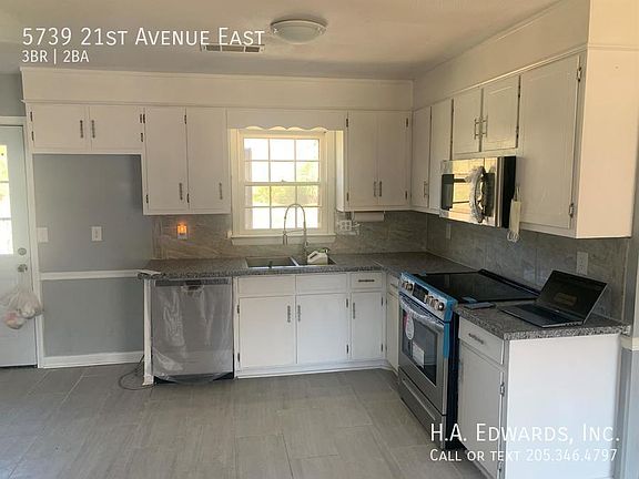 4th image of 5739 21st Ave E