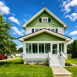 402 E Irving St, Bucyrus, OH, 44820