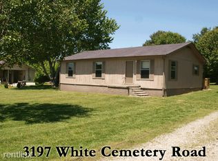 3197 White Cemetery Rd, Cookeville, TN 38501