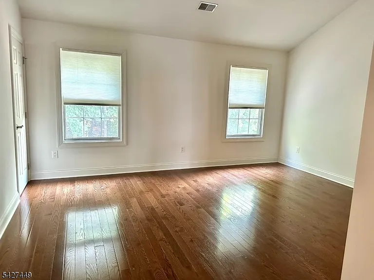 64 Bloomfield Ave — Photo 6