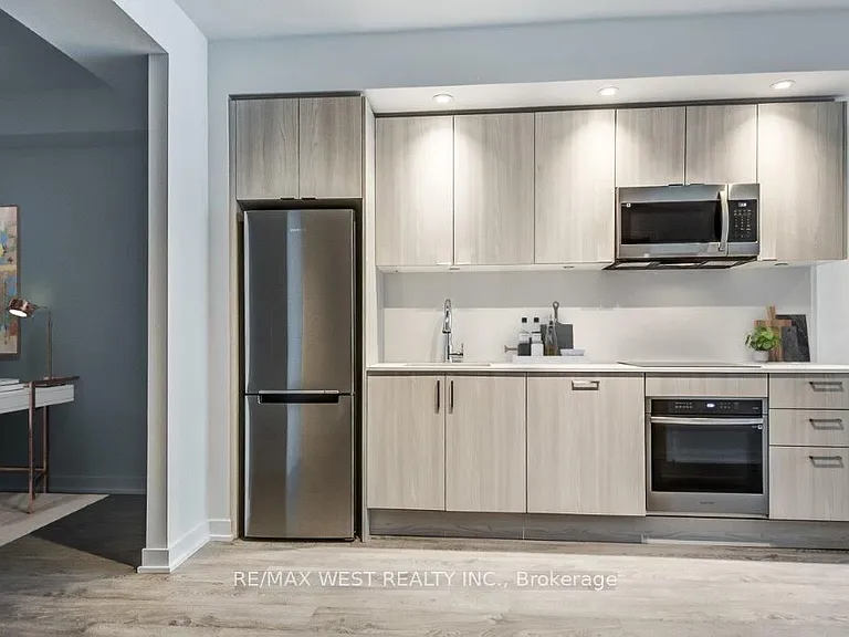 1928 Lake Shore Blvd W #3908 — Photo 2
