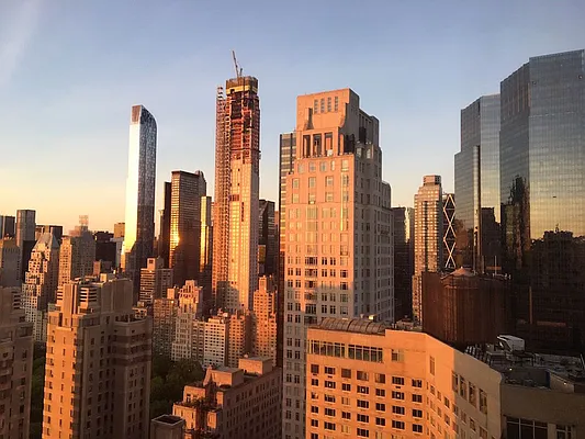 Rented by Vivaldi Real Estate | media 31