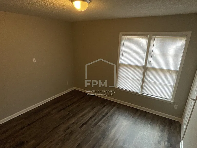 7089 Cobblestone Dr — Photo 11