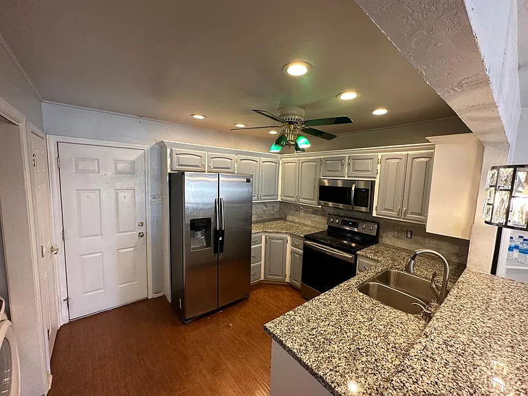 2745 Tealwood Dr #2 — Photo 7